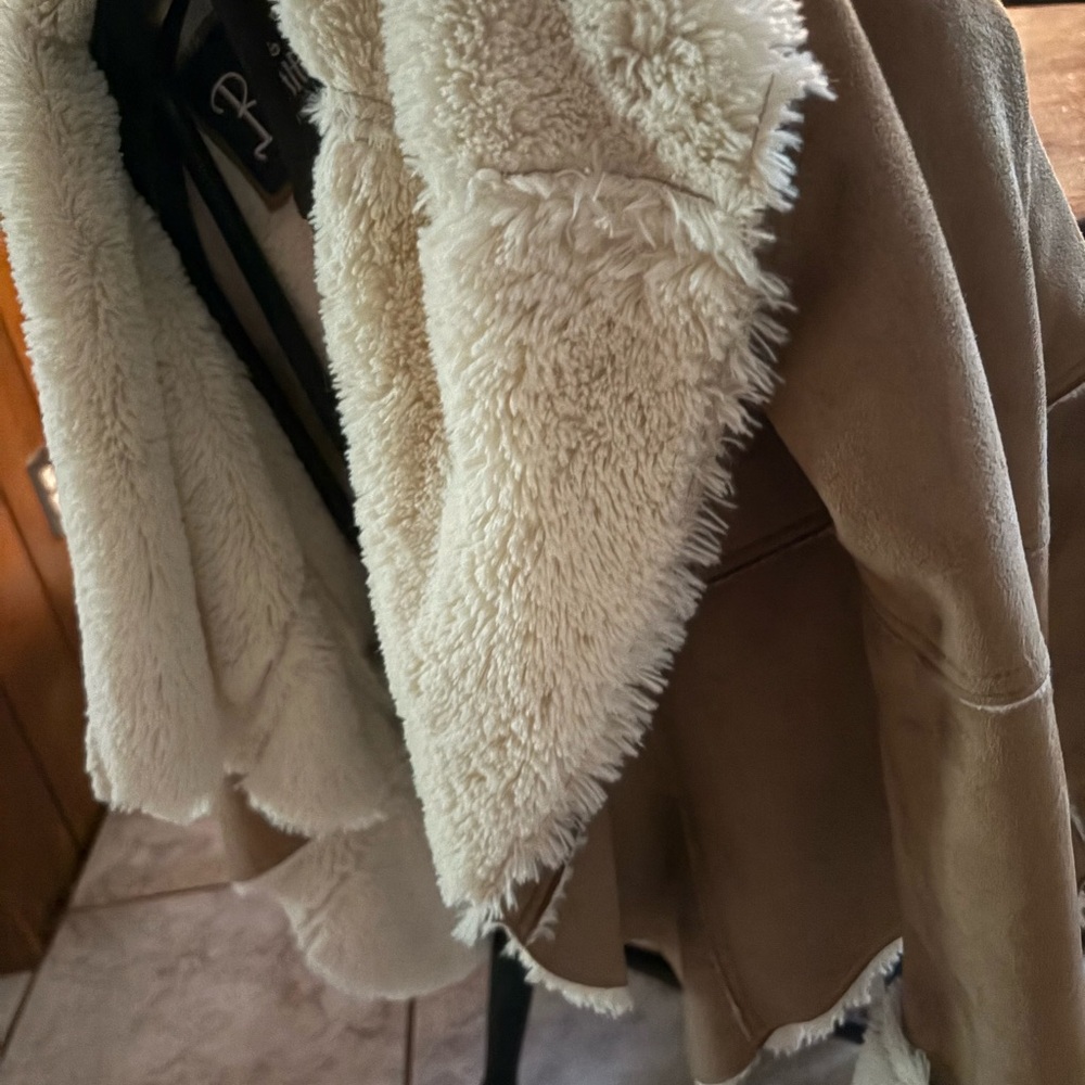 Fall coat boho GORGEOUS softest furry coat open drape jacket women medium